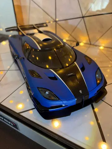 오토아트 아게라 One:1 블루