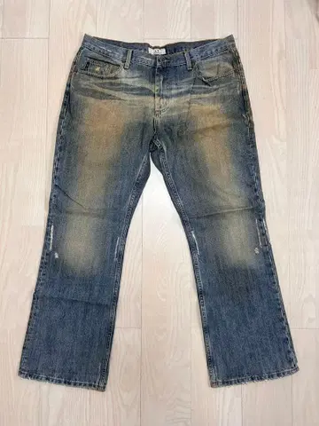 Armani Exchange 아르마니 에크스체인지 부츠컷 데님