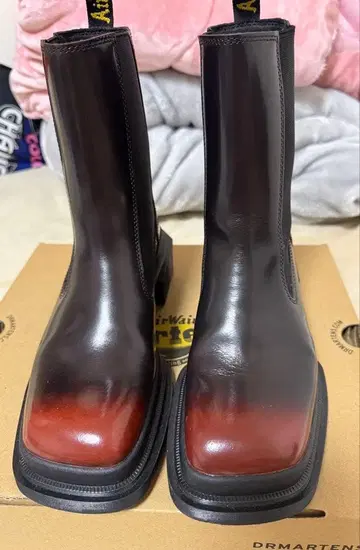 닥터 마틴 브라운 첼시 부츠