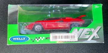 Welly Lamborghini Countach LP500S 1/24