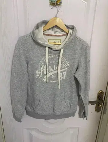 그레이 프린트 후드 맨투맨