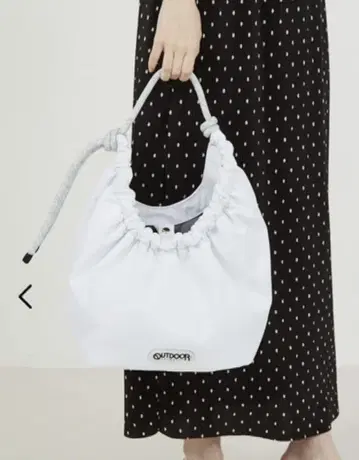 새상품 SHIPS OUTDOOR 코드 개더 토트 화이트