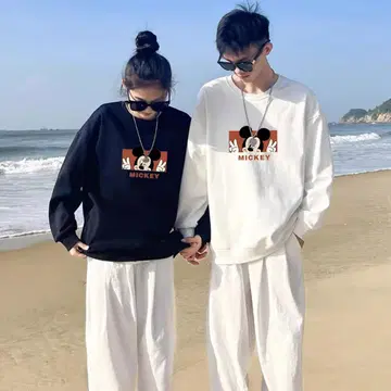 미사용 새상품 미키마우스 프린트 맨투맨 속기모 (플리스 안감) C339