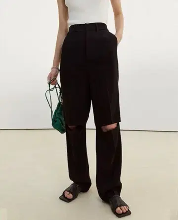 [ Fano Studios ] 커팅 데미지 하이웨스트 슬랙스 블랙