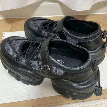 MARY QUANT x PUBLUX 멜리 제인 스니커즈 24cm