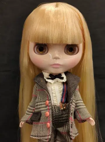 굿스마일컴퍼니 네오 브라이스 프레젠트 서프라이즈