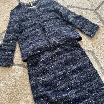 [ 새상품급 ] 자유구 라메 리본 트위드 노카라 자켓 셋업 스커트