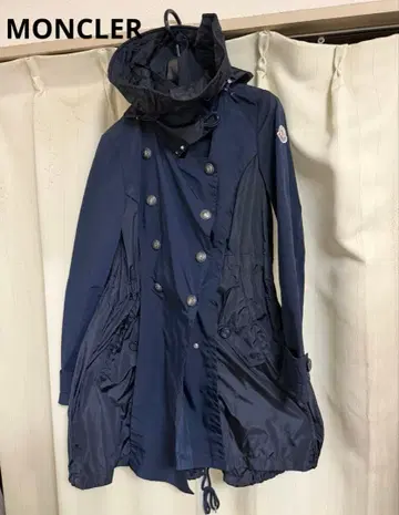 [ MONCLER ] 새상품급 스프링 코트 00 즉시 구매 가능
