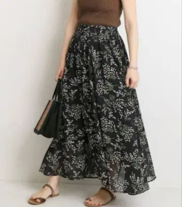 SLOBE IENA 미모사 패턴 스커트