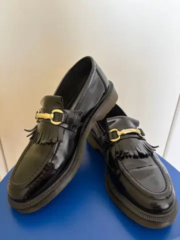 닥터마틴 스너플 로퍼