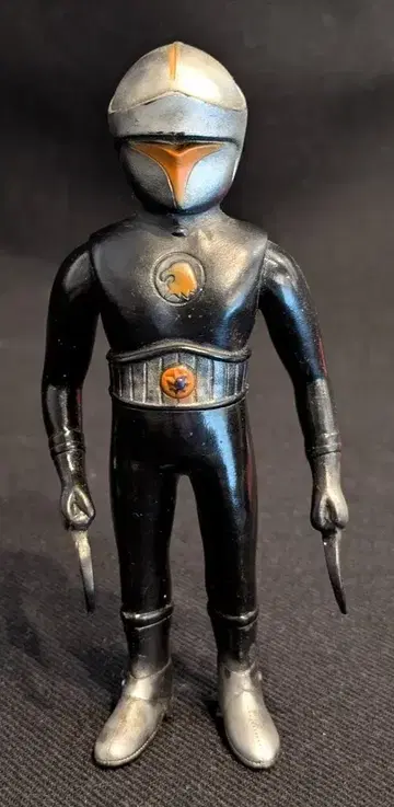 요네자와 요네자와의 장난감 메카로보 블랙 성형 133mm