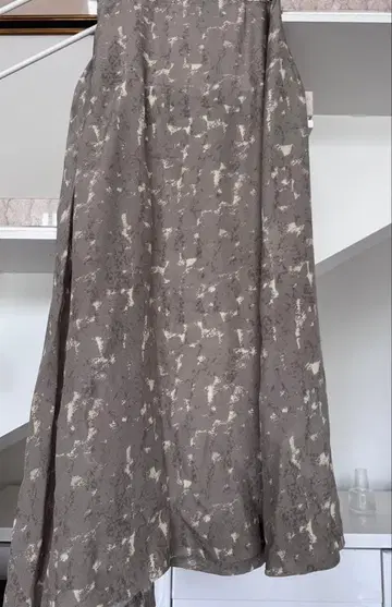 조셉 실크 롱 플레어 스커트