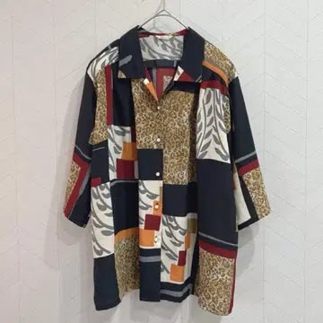 Y526 모라울레 원포인트 패치워크풍 올 패턴 셔츠 레트로 빈티지