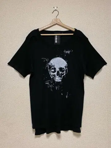 SWITCHBLADE 스컬 T셔츠 skull print tshirt