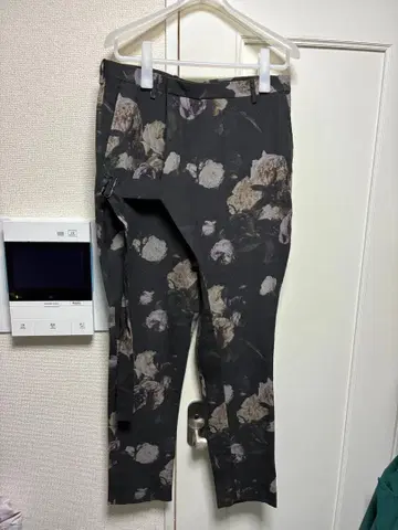 LAD MUSICIAN Flower bondage slacks