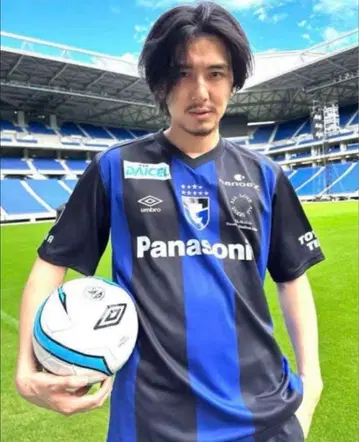 레어 후지이 카제 축구 감바 오사카 콜라보 유니폼