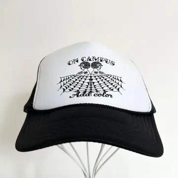 LPXL 트래커 캡 ON CAMPUS