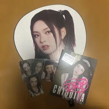 BABYMONSTER 치키타 부채 트레이딩 카드 세트