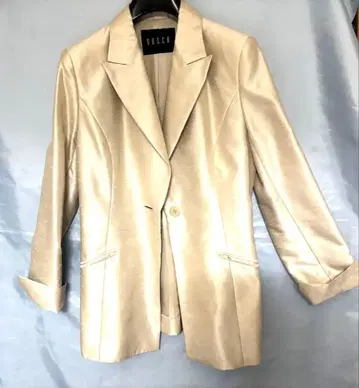 BOSCH 베이지 광택 새틴 소재 테일러드 자켓 M 양쪽 포켓
