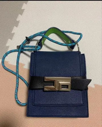 PAMEO POSE 죠죠 스톤 오션 콜라보 백