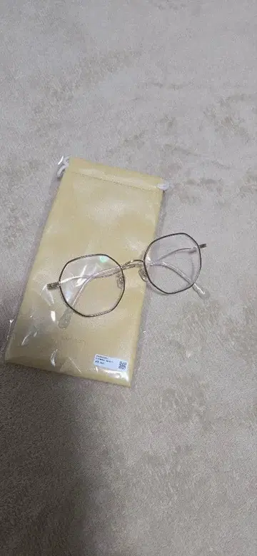 키리마루 Zoff 콜라보