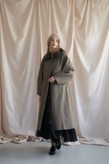 Acka. 레더 포인트 체크 코트 사이즈 2