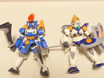 골판지 전기 LBX 페르세우스 엘시온 부분 도색품 현 상태품