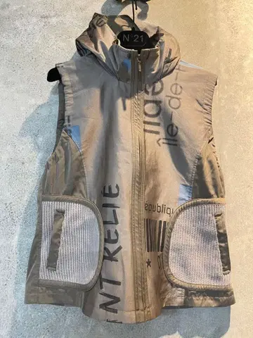 미카사야 VIVIEN 그래픽 프린트 베스트