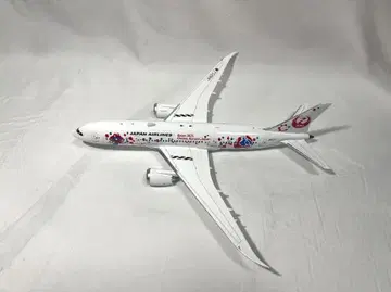 B-Models 일본항공 JAL B787-8 JA823J 1:200