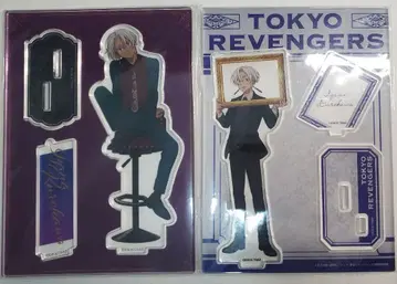도쿄 리벤저스 아크릴 스탠드 쿠로카와 이자나