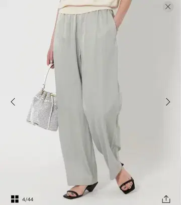 새틴 드로스트 와이드 팬츠 LT.Blue M 사이즈