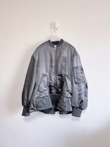 OMMO TRIANGLE PANEL SATIN BZ