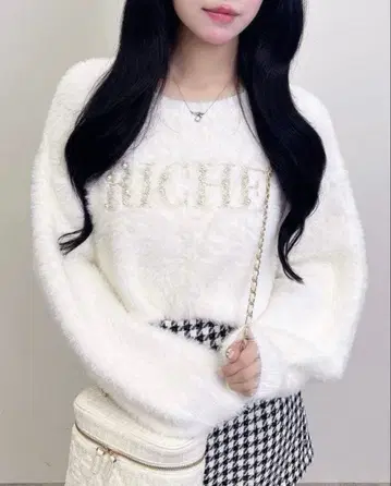 INGNI 펄 비쥬 로고 페더 니트