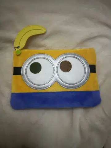 USJ 유니버셜 파우치 미니언 바나나 미사용 새상품