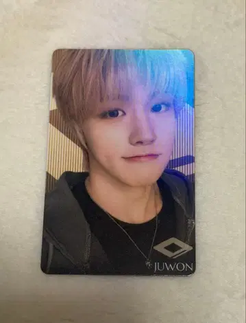 AHOF Higher 타임피스 주원