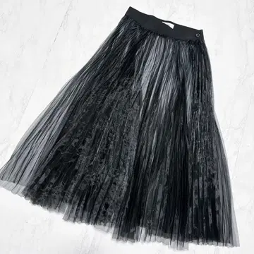 새상품급 Hyke 완판템 튤 플리츠 스커트 1 블랙