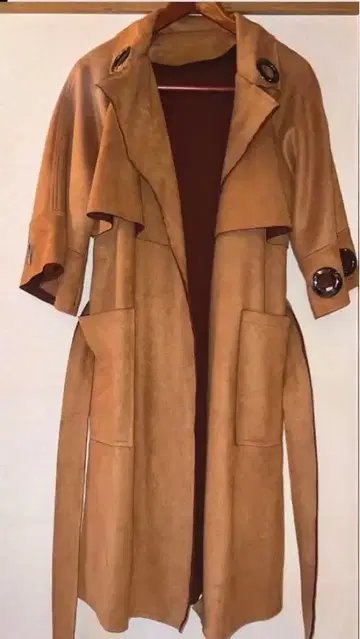 LMA/카멜 스웨이드풍 랩 코트/트렌치코트