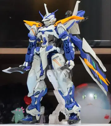 METAL BUILD 건담 아스트레이 블루 프레임 세컨드 리바이