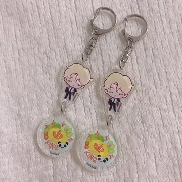 에이스테 루카 애니 카페 아크릴 키링