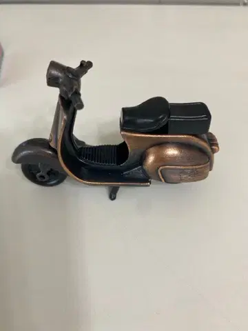 금속제 브론즈 스쿠터 약 10cm 앤티크