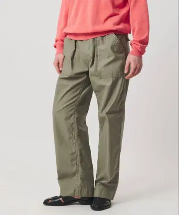 유나이티드 애로우즈 오가닉 코튼 백 새틴 퍼티그 팬츠