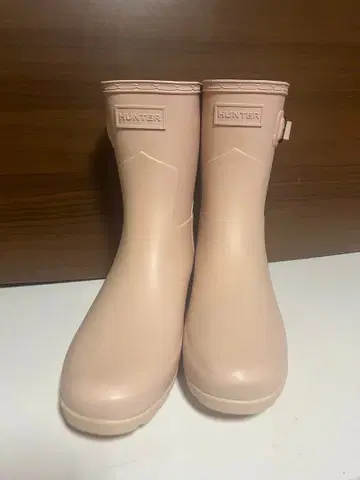HUNTER 핑크 장화 버클 포함