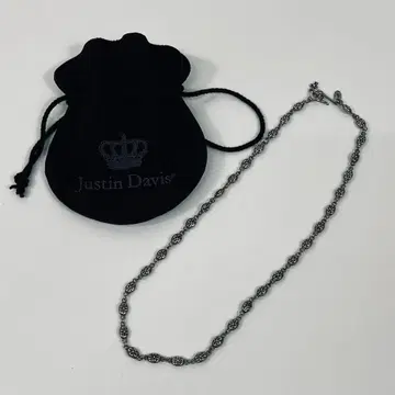 JUSTIN DAVIS 실버 크로스 목걸이 01075