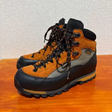 SIRIO 고어텍스 하이컷 등산화 23cm