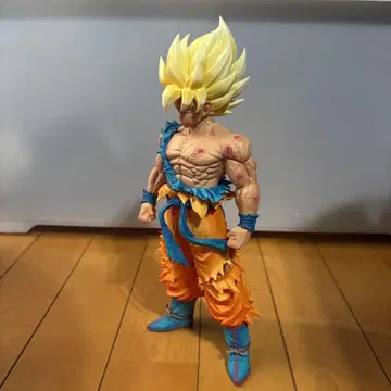 드래곤볼 손오공 피규어