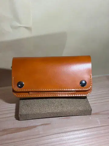 일본산 소가죽 트래커 지갑