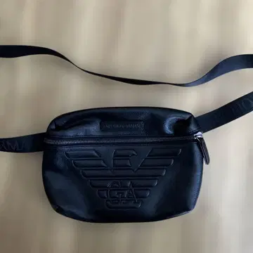 엠포리오 아르마니 숄더백 블랙