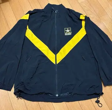 [ 미국제 ] U.S.ARMY APFU 나일론 트레이닝 저지 L/R