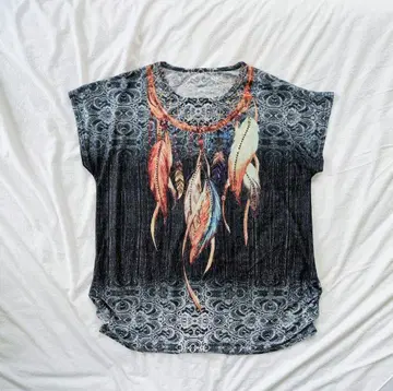 성숙 캐주얼 반팔 튜닉 깃털 프린트 큐빅 블랙 그레이