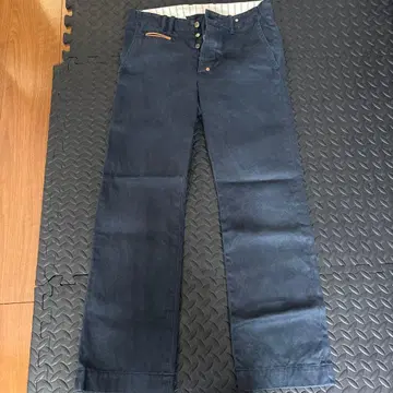 아나크로놈 네이비 치노 팬츠